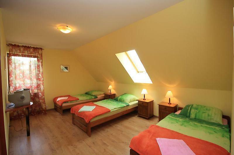 Karpnicka Struga W Dolinie Palacow I Ogrodow 耶莱尼亚古拉 外观 照片