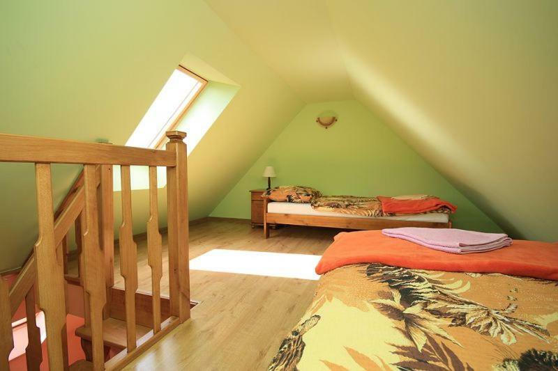 Karpnicka Struga W Dolinie Palacow I Ogrodow 耶莱尼亚古拉 外观 照片